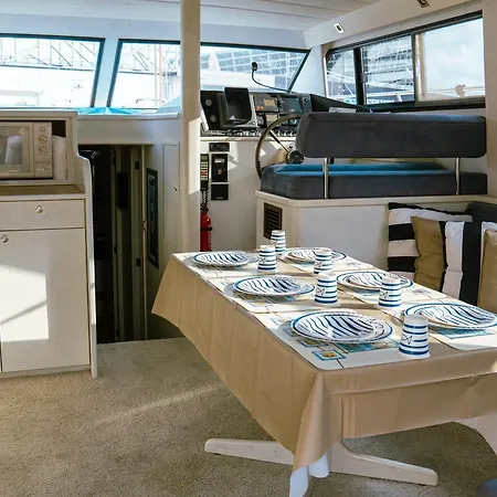Yate En Port Forum Botel *